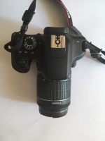 camera canon750D 18-55